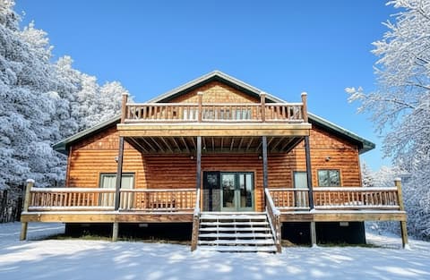 Large Cabin, 4bd/5ba, Torch Lake, Fall Colors