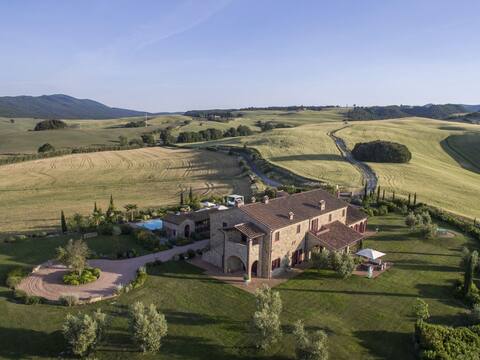 Villa Olimpia [Pool + Seven Suites]
