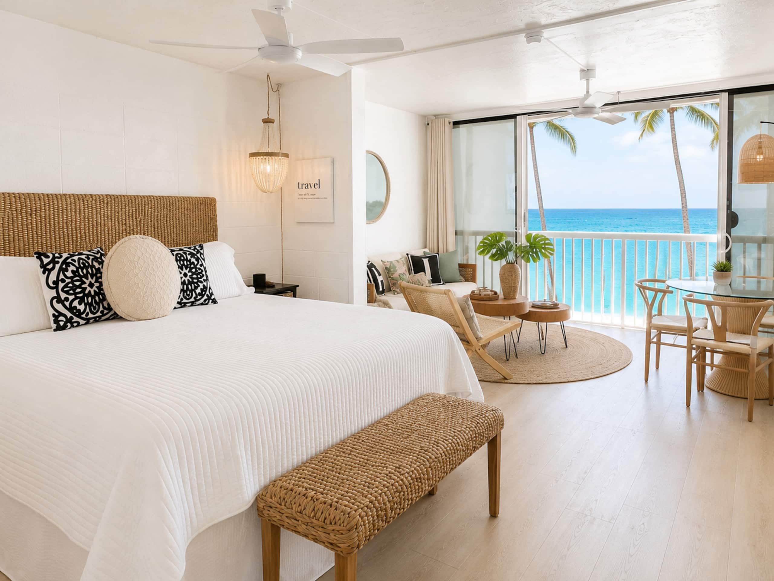 Boutique oceanfront Condo Studio Aug/Sep specials  - Image 10