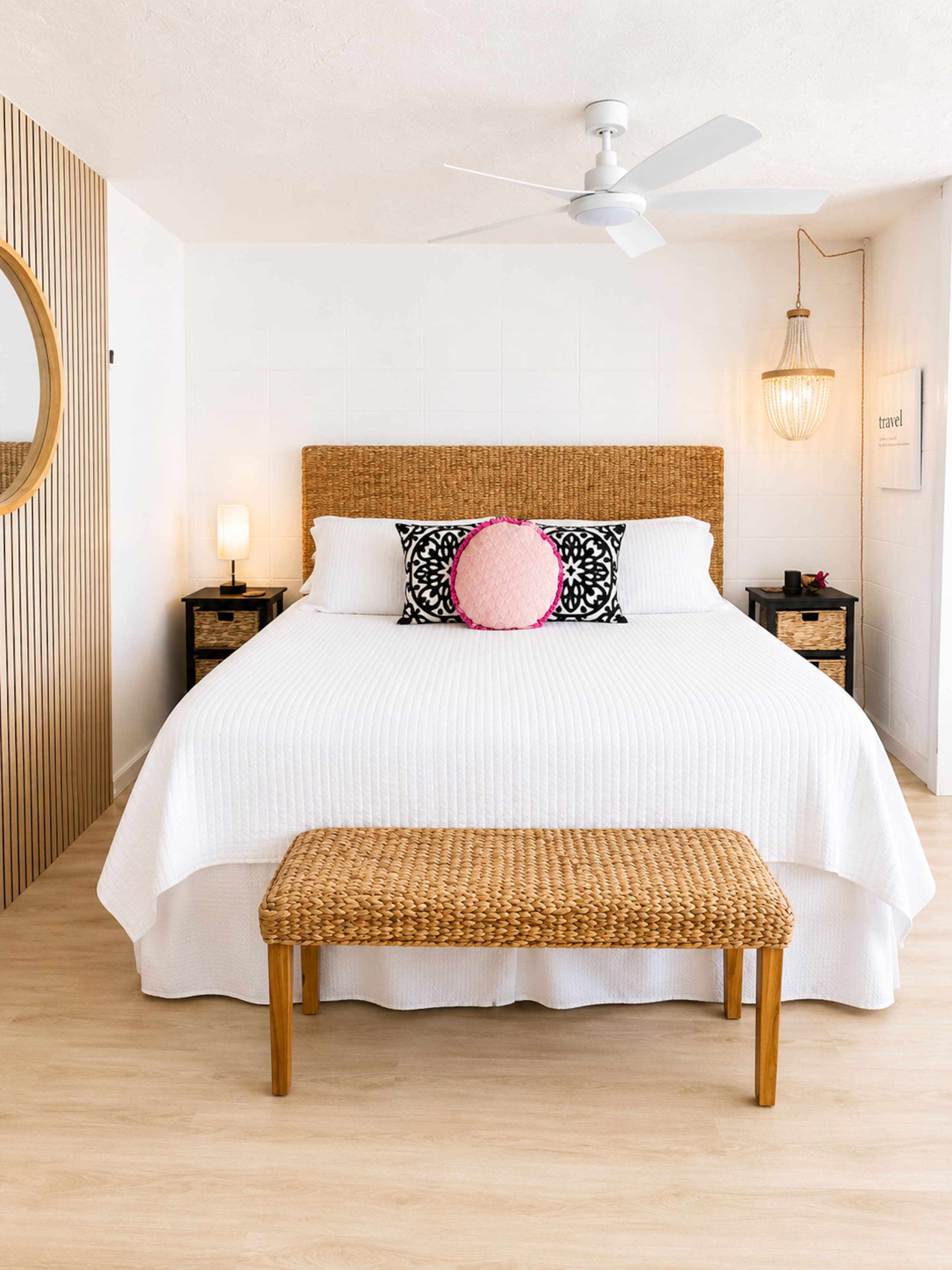 Boutique oceanfront Condo Studio Aug/Sep specials  - Image 12