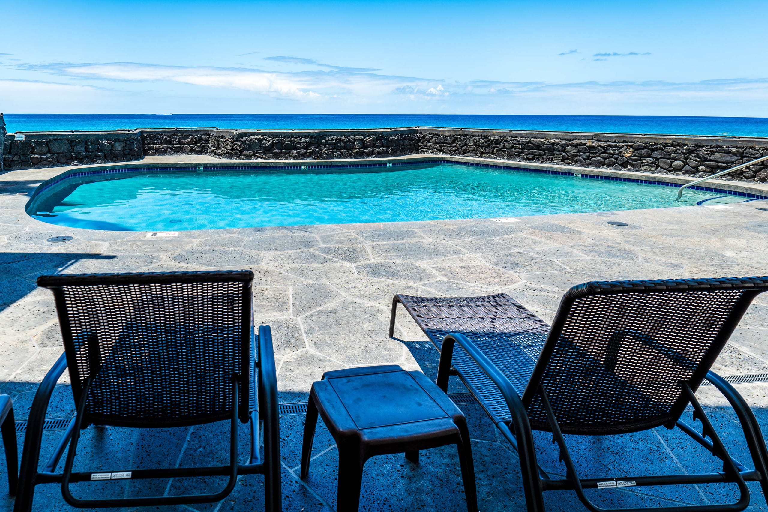 Boutique oceanfront Condo Studio Aug/Sep specials  - Image 26