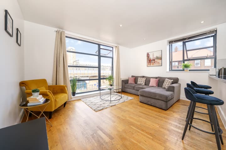Bright & Modern 2 Bed Apartment In East London - Londres