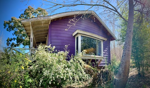 Getaway to your Intimate and Cozy Forest Retreat