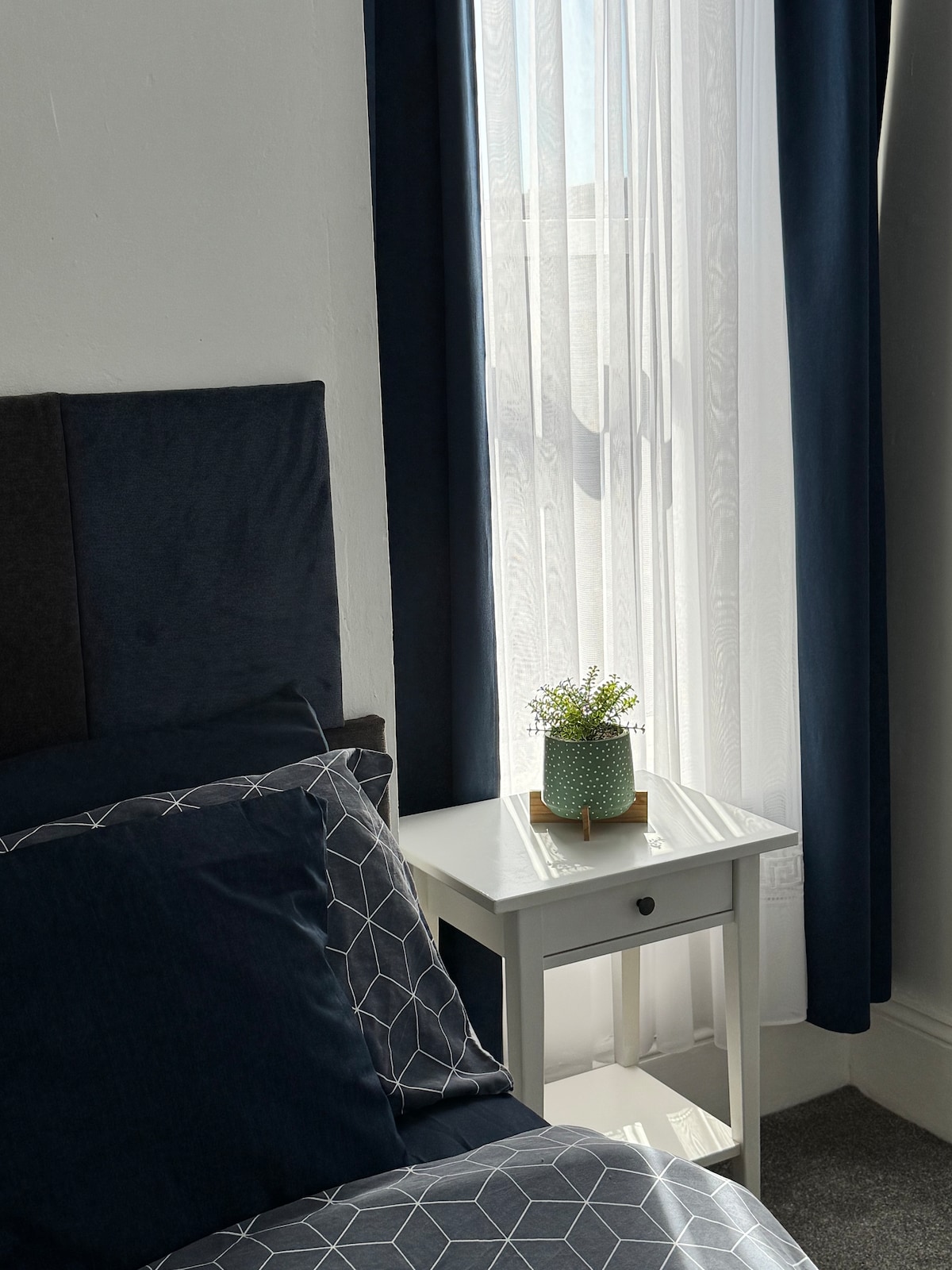 Bright & Airy Double Room