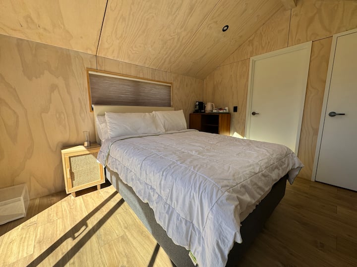 Separate House And Double Bed
No Shower Available - Queenstown