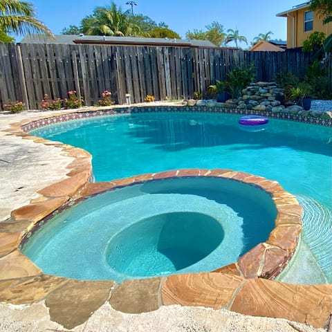 North Lauderdale pool home