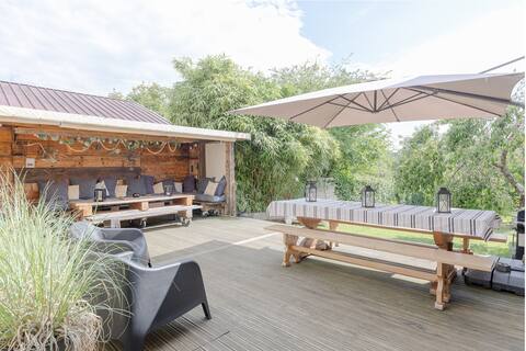 The Y&S Lodge (10 people)