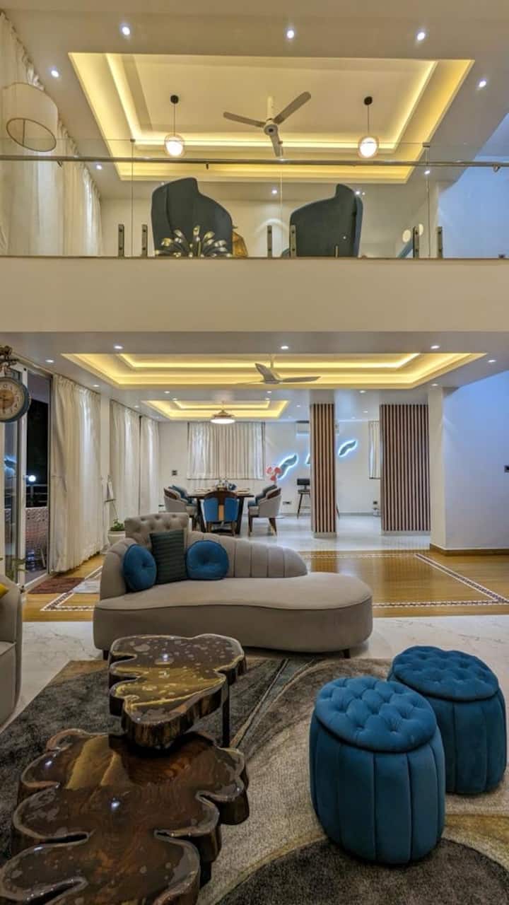 Living room image 7