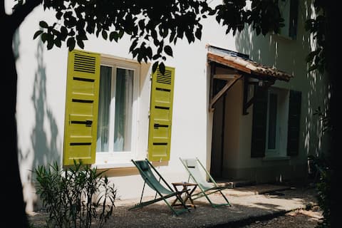 Mas de l'Isle: RoMARiN - Cottage in the countryside