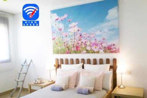 HOUSE. IDEAL BASE. PROFESIONAL CLEANNING