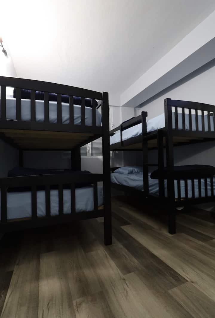 საძინებელი 4