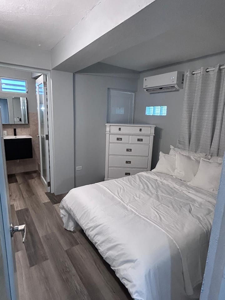 საძინებელი 1