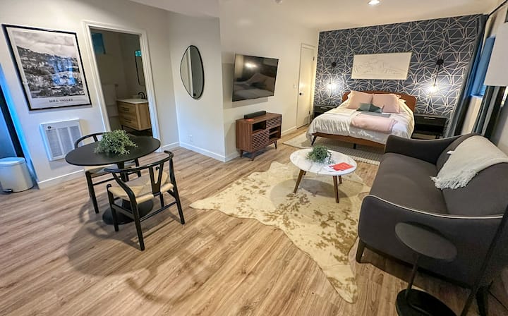 Secluded Quiet Studio - Private Patio / Parking - Mill Valley, CA