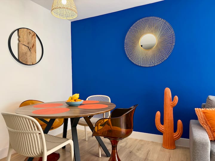 Iconic Blue • 2 Bedroom Málaga Centro - Malaga