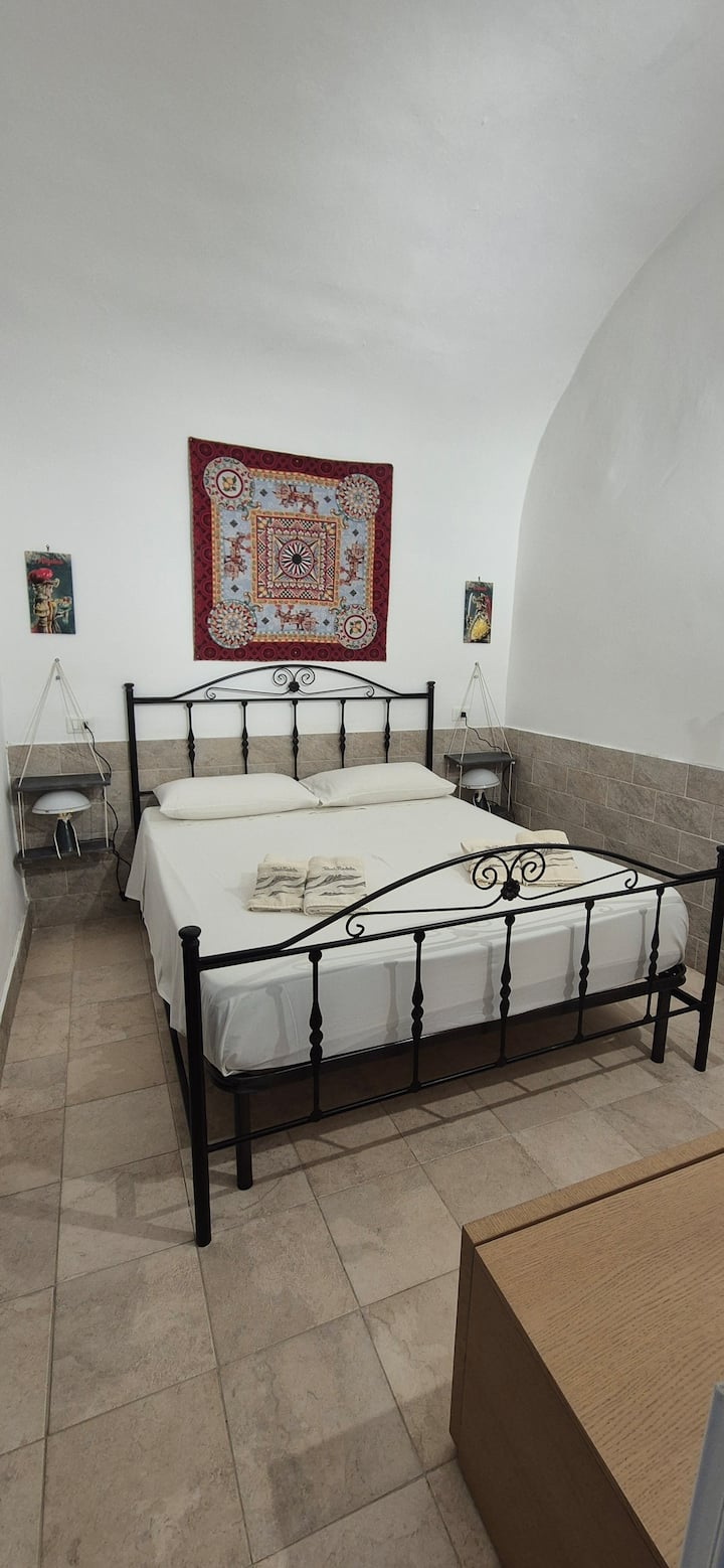 Dhomë gjumi 1