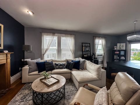 Top performing Airbnb: Southie Condo-By Subway-Bring Pets-Pool Table in South Boston