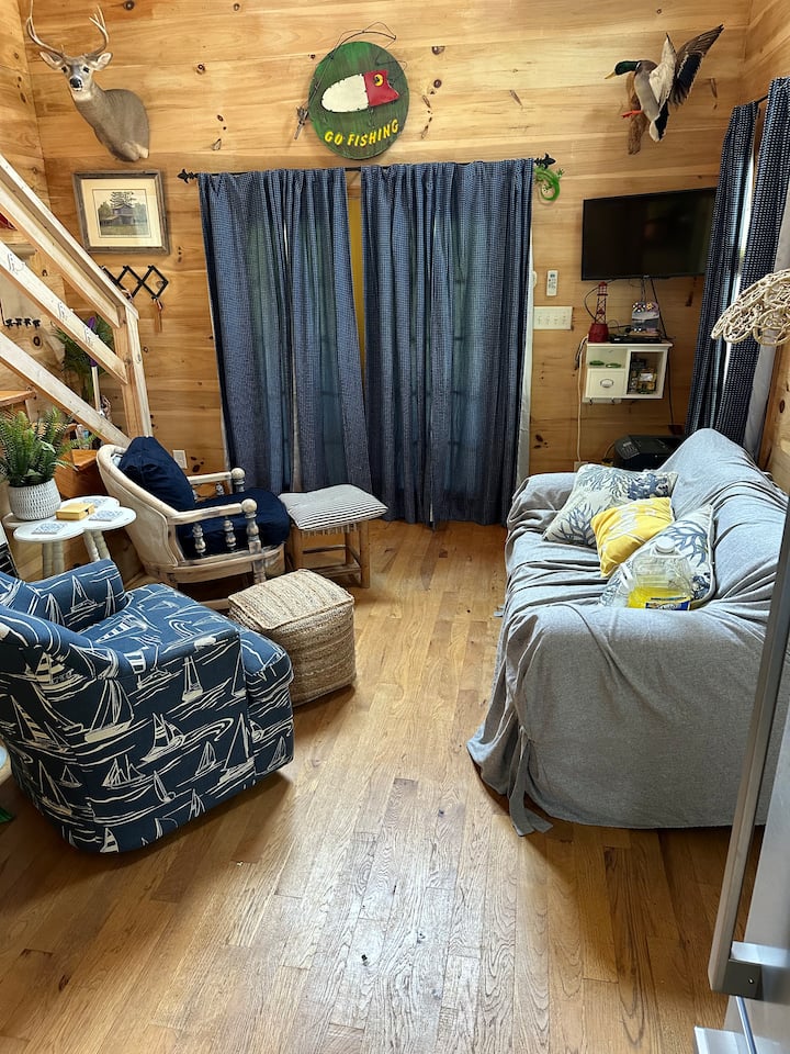 Bay River Cabin - North Carolina