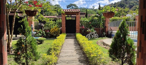 Beautiful family cabin
Villa Alejandro