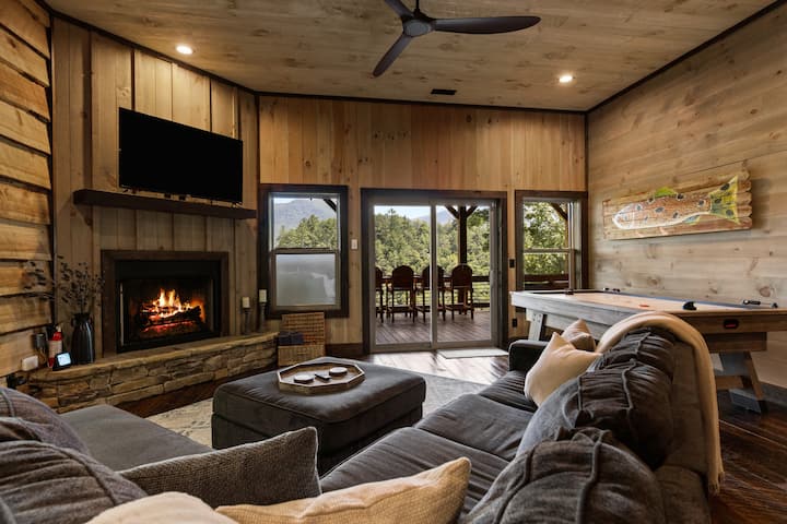 Large living room with a queen size sleeper sofa