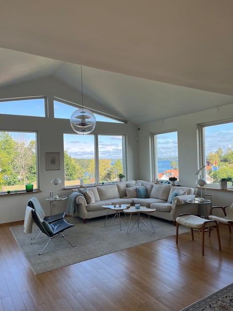 House with a magnificent seaview.