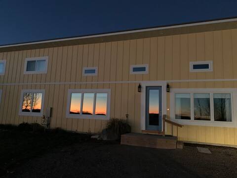 Hope's Anchor- Whole Home