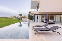 Villa de rêve front de golf