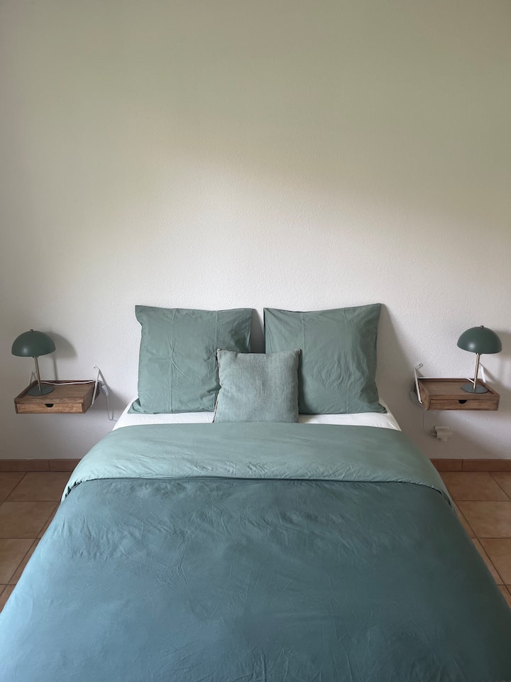 غرفة النوم 2