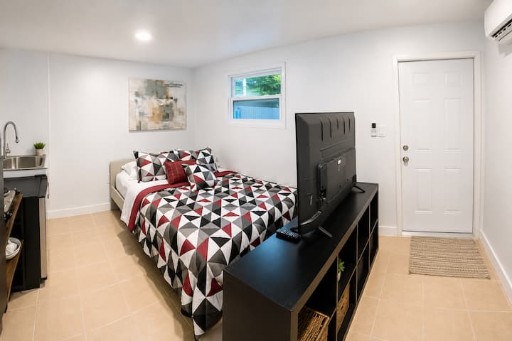 Cozy Guest Studio, Self Check-in & Free Parking 2 - Homestead, FL