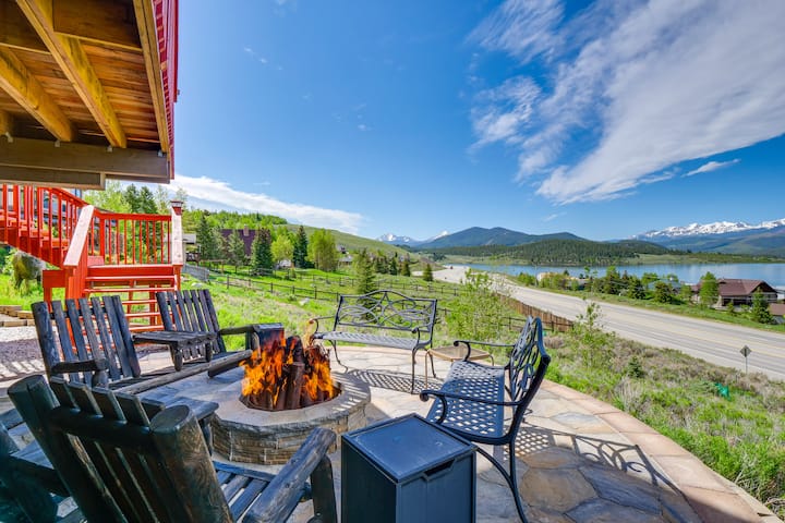 Hot Tub Relaxation: Luxe Summit Gem W/ Mtn Views - Frisco, CO