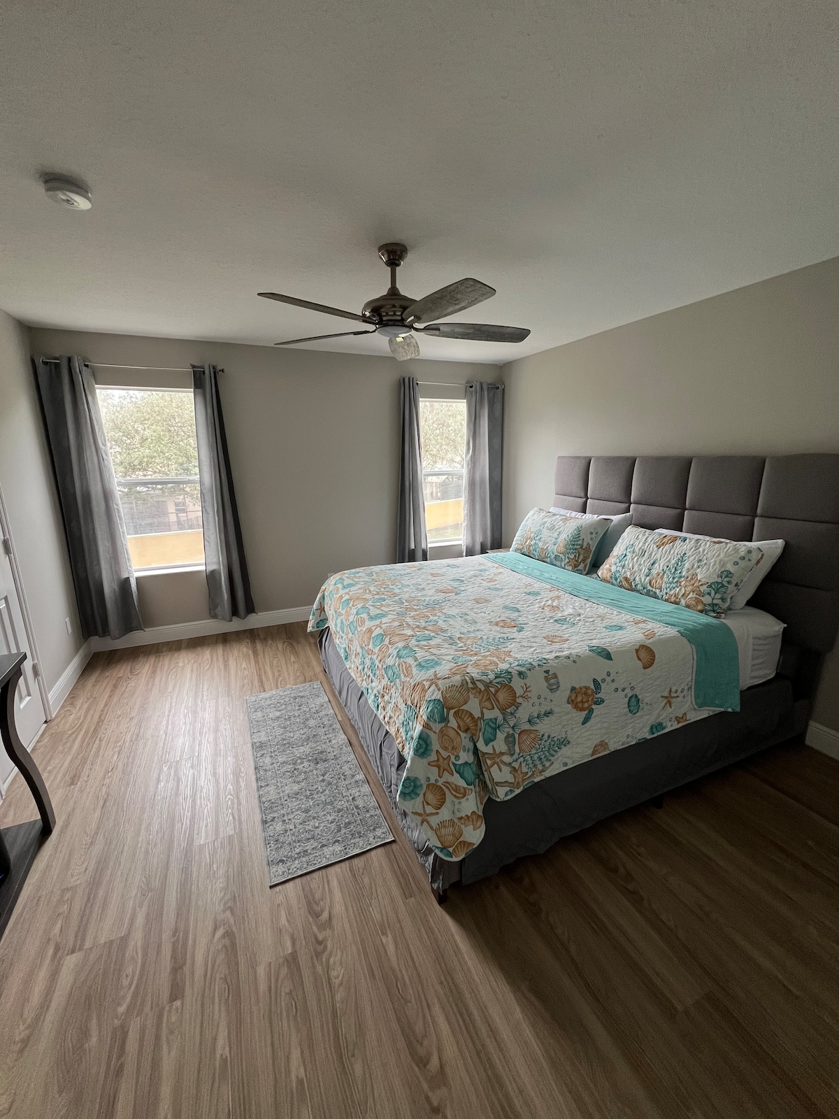 غرفة النوم 1