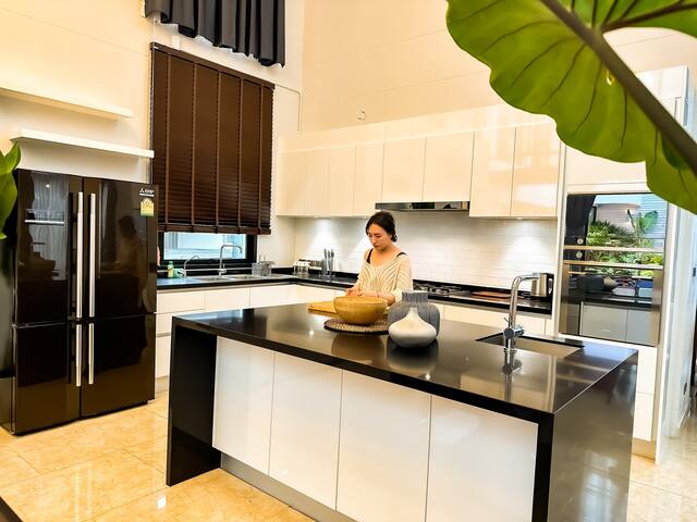 【海天盛筵7】曼谷中心Asok&Thong Lor800平米豪华别墅summer villa gallery image 5