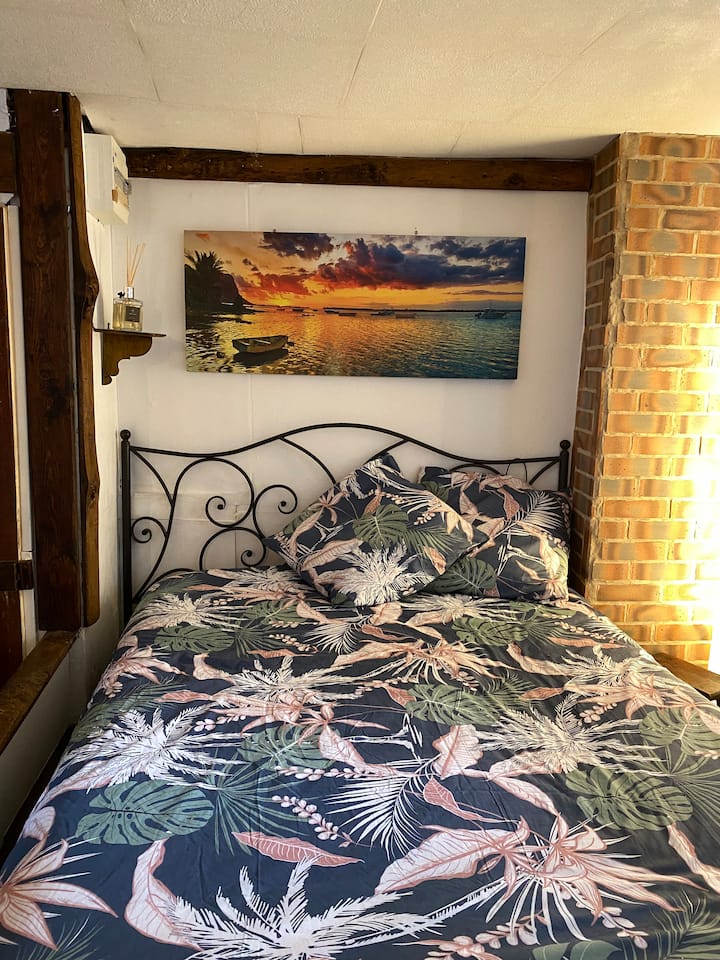 غرفة النوم 1