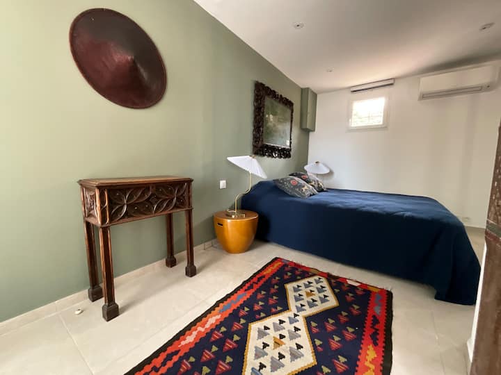 საძინებელი 1