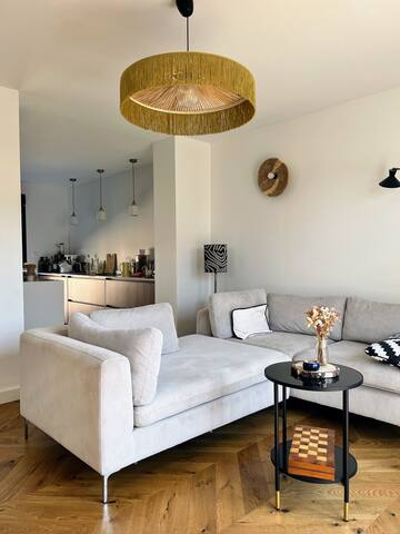 Pool villa in the vineyards gallery image 3