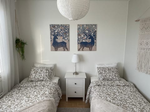 Popular Airbnb listing: A neat and bright three-room apartment close to the center of Lahti. in Päijät Häme