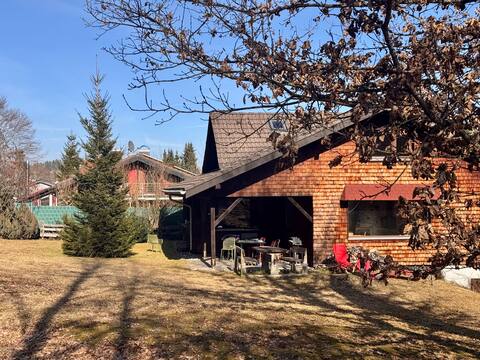 Relaxation with Sauna & Nature: Haus Grossmoos