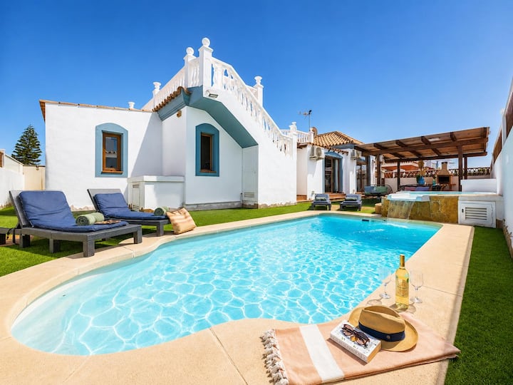 Villa Thomas - Corralejo