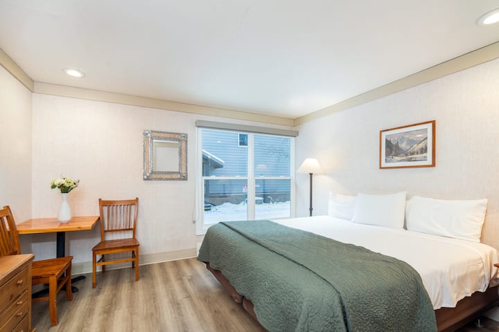 Mountainside Inn 202 - Ouray, CO