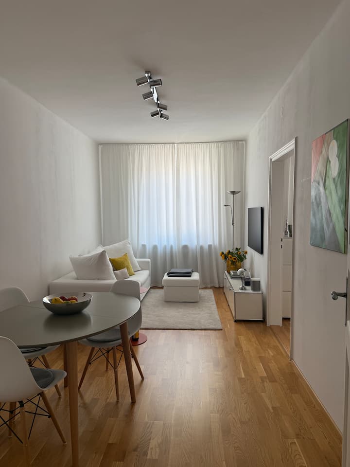 Super Zentrale 2-zimmer Wohnung - Munich