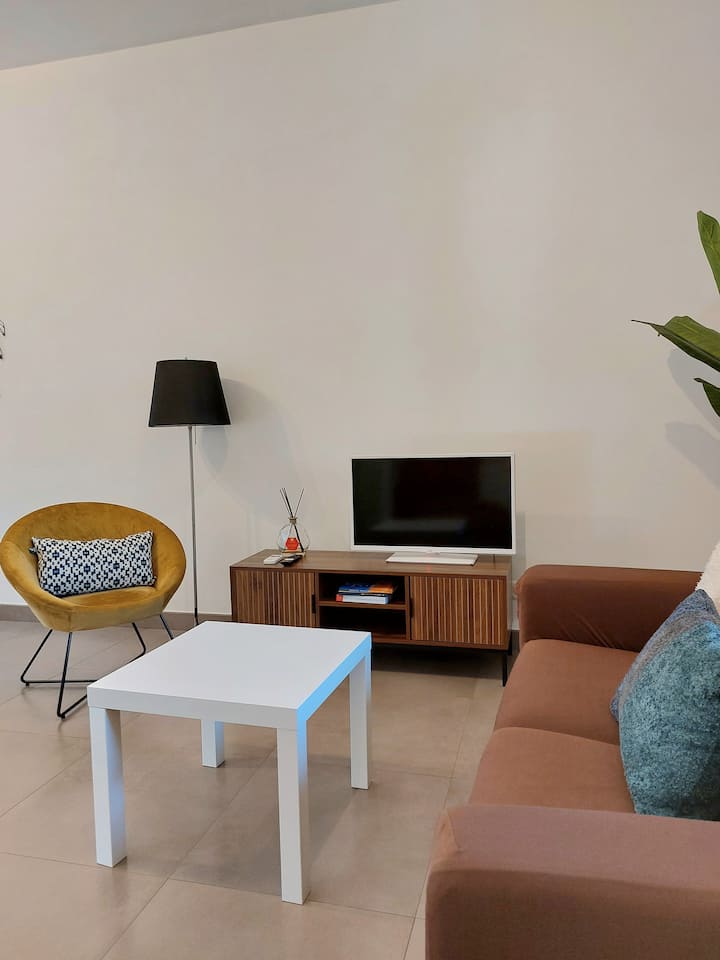 Modern House With Garden And Three Cozy Bedrooms - Roma
