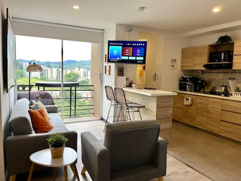 Successful Airbnb property: Spectacular view + balcony + modern | 6 people in Risaralda