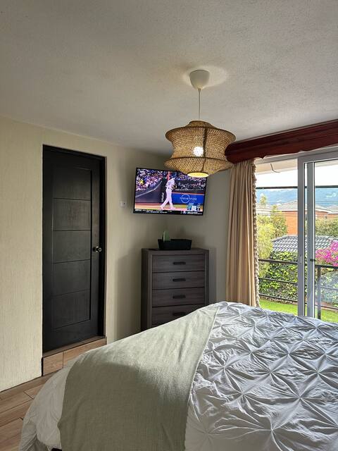 Casa Quetzal I, Gated parking, wifi, local store