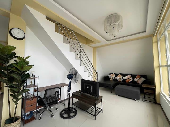 Raj A-frame Villa | Mountain & City Views W/ Pool - Dalaguete
