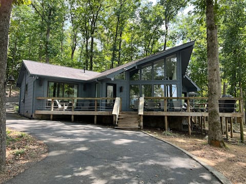 Nickajack Lake Private Waterfront Retreat