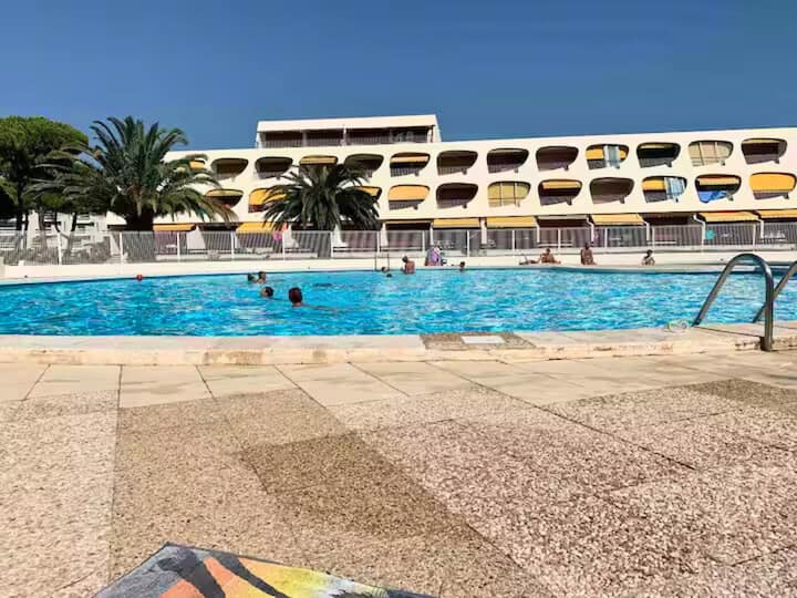 Studio Escale Plage à Port Camargue - Piscine - Tv - Le Grau-du-Roi