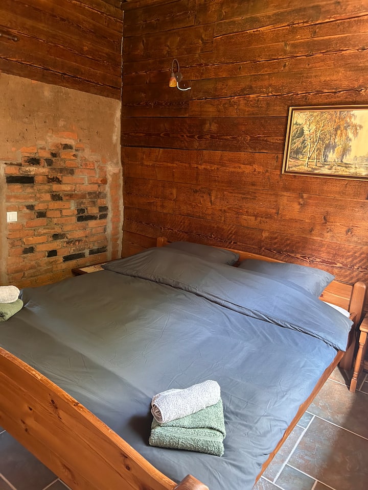 Schlafzimmer 1