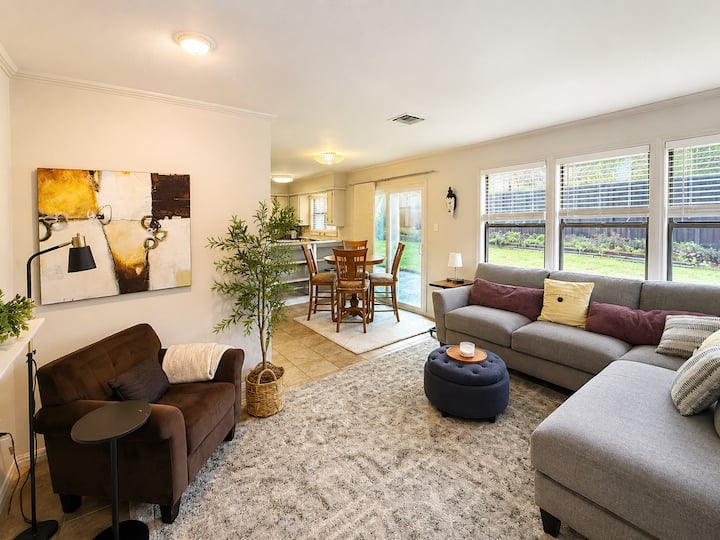 Entire House In Travis Heights Oasis - Austin, TX