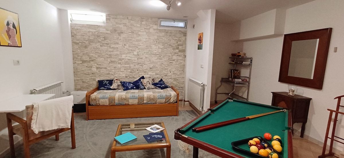 მისაღები ოთახი