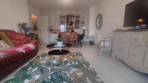 2-bedroom with terrace and parking