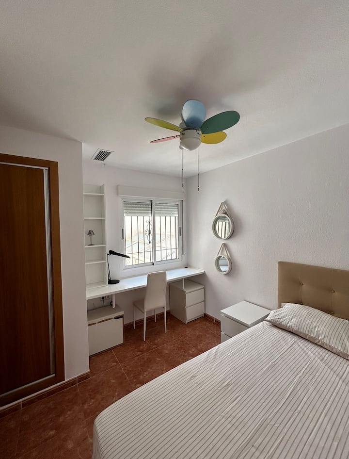 Kiyoyozi katika nyumba nzima 